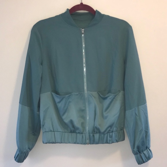 🆕SeafoamBomber jacket w/ satin blocking🏆 - Picture 5 of 8